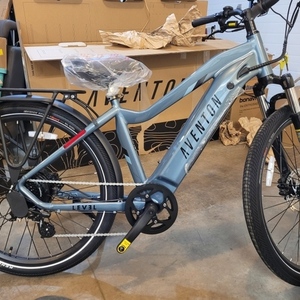 Aventón Level 2 Step-through commuter Blue