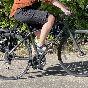 Trek 7.2 FX Disc Black