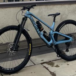 2019 Deviate Highlander Blue