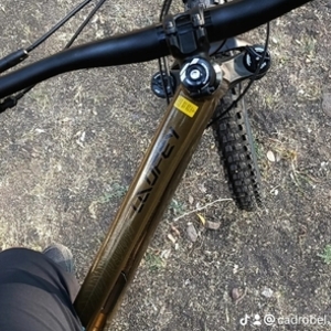 2024 Orbea Laufey H10 Green