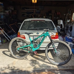 2019 Santa Cruz Megatower C Green and Black