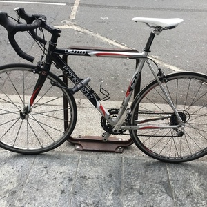 Trek 1200 Silver or Gray