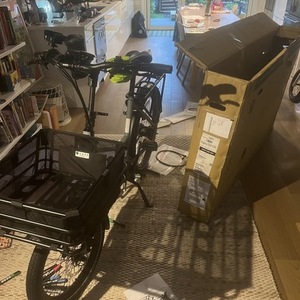 2024 Cero Silver, gray or bare metal