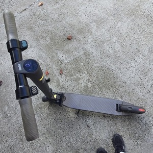 2019 Segway Ninebot ES2 e-scooter Black
