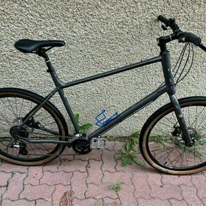 2022 Kona Dew P2 XL Silver, gray or bare metal