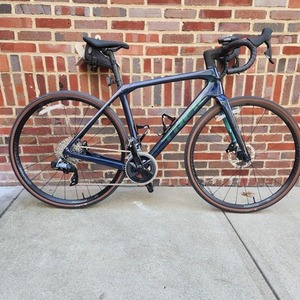 2024 Trek Domane SL 6 axs size 54 Blue