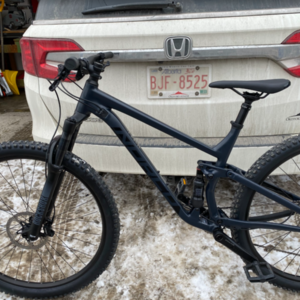 2021 Norco Bikes Fluid A2 Black and Blue