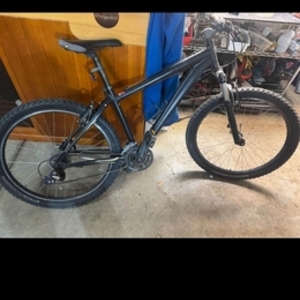 2016 Diamondback MTB Black