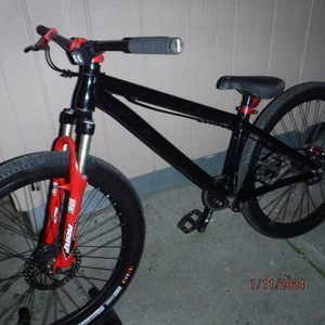 Octane One Zircus Black