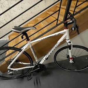 2012 Cannondale Quick CX 3 White, Silver, gray or bare metal, and Red