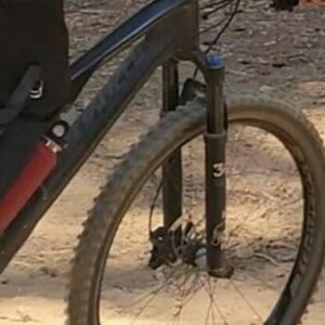Specialized camber carbon Black