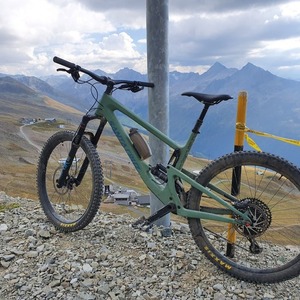 2020 Santa Cruz Bronson 3 C Green