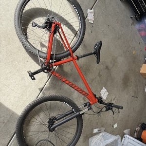 2024 Specialized Stumpjumper Orange
