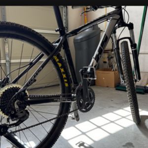 2016 KHS Bicycles Sixfifty 500 Black and Silver, gray or bare metal