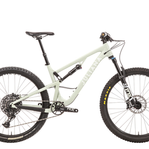 2020 Juliana Bicycles Furtado Aluminum Silver, gray or bare metal