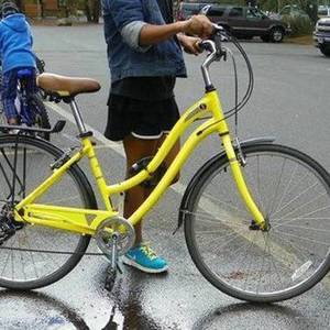 Schwinn Cruiser 3 Women S Yellow or Gold