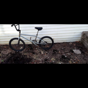 GT Bicycles Dyno Silver, gray or bare metal and Black