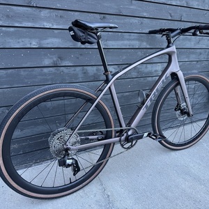 2025 Trek FX Sport 6 Brown and Yellow or Gold