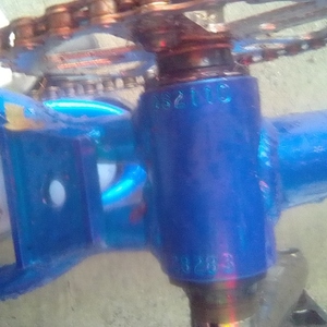 2010 Crew CB29 XXVIIII Blue and Silver, gray or bare metal