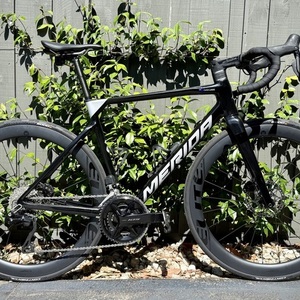 2023 Merida Bikes Black
