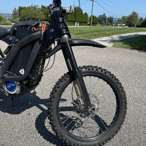 2022 Surron Light Bee X e-motorcycle/e-dirtbike (no pedals) Black