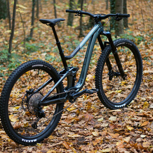 2022 Giant Trance Green