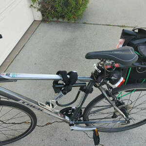 Trek 7.4 FX Silver, gray or bare metal