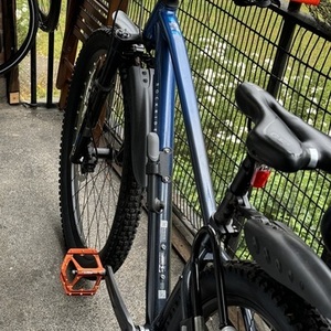 2023 Decathlon ROCKRIDER 29" Touring Mountain Bike E... Black y Blue