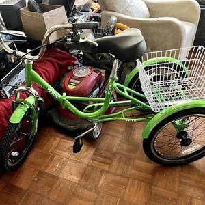 Vevor KFFKFF Collapsible Adult Three-Wheele... tricycle Green