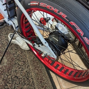 2023 Soul Fast E bikes Sonic Cuda Silver, gray or bare metal and Red