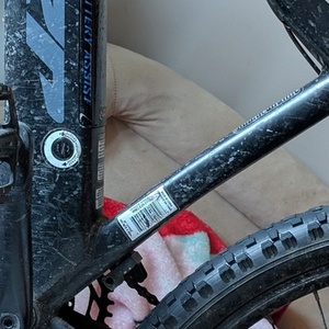 2024 Hyper Mountain bike Black