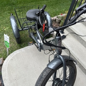 Hyper tricycle Black