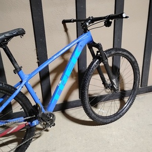 2024 Trek Marlin Blue