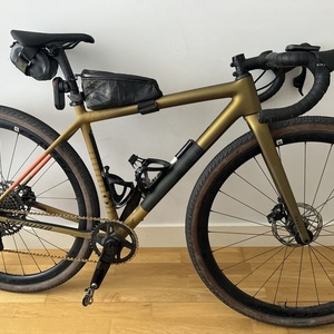 2025 Specialized Crux Yellow or Gold