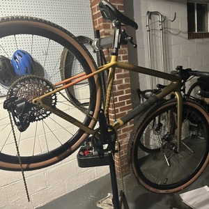2025 Specialized Crux Yellow or Gold