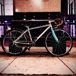 1994 Devinci Korrigan/hybrid, no paint Silver, gray or bare metal and Green