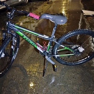 Trek 3500 Black and Green