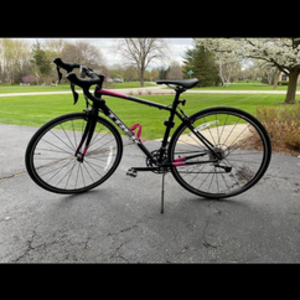 2017 Trek Domane AL 2 Black and Pink