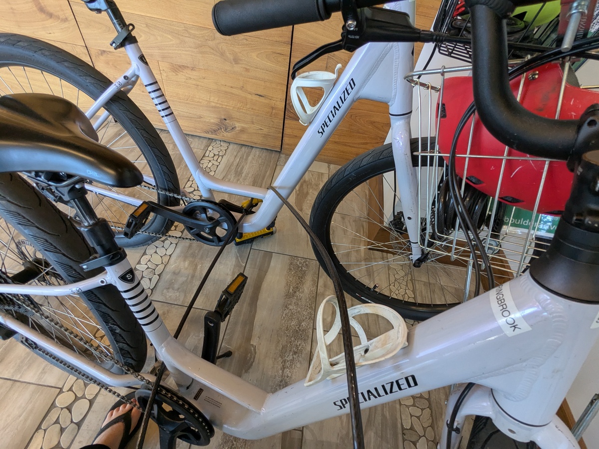 2023 Specialized Roll 3.0