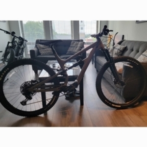 2022 Cannondale Mountain Bike Silver, gray or bare metal