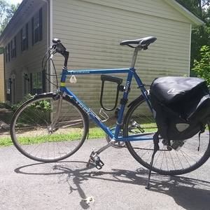 1992 Trek 1000 Flat Bar Blue and Silver or Gray