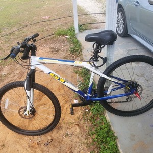 GT Bicycles AGGRESSOR 1.O Stickers tape or other cover-up and Blue