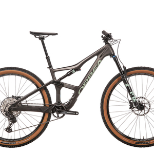 2022 Orbea Occam Silver, gray or bare metal
