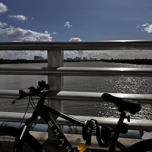 2023 Haro New Haro FL4G X6 aluminum Black