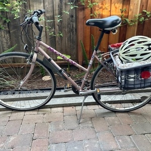2000 Motiv Hybrid CrossMotiv8R Womens Pink