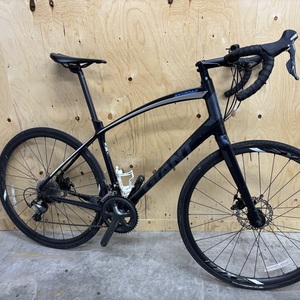 2018 Giant Anyroad 1 Black and Blue