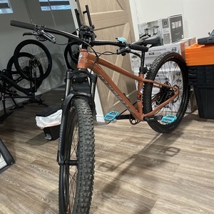 2023 Specialized Fuse Sport 27.5 Orange