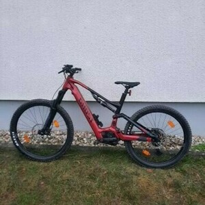 2024 Ghost E-ASX Essential 160 Black and Red