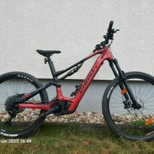 2024 Ghost E-ASX Essential 160 Black and Red