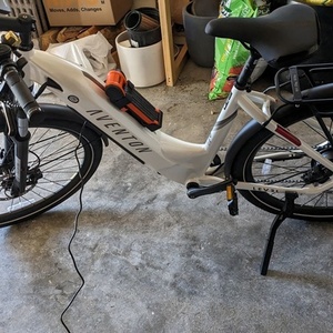 2023 Aventón Level 2 White